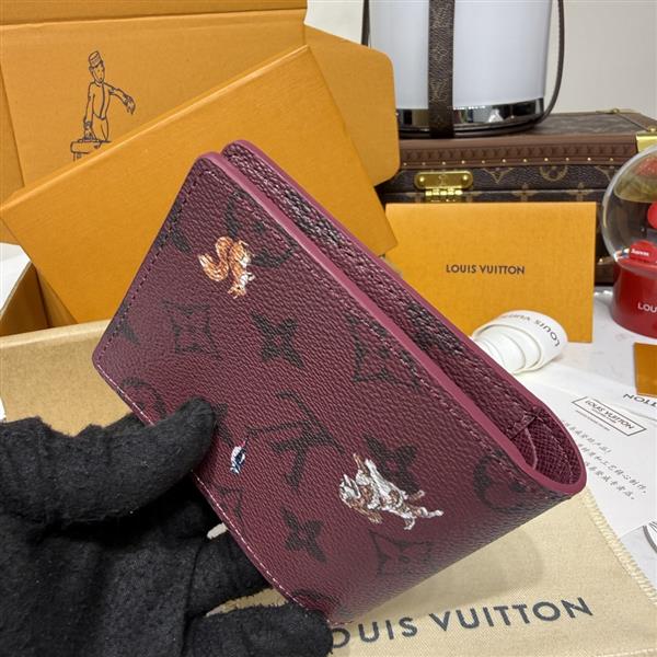 2026122105441483 270